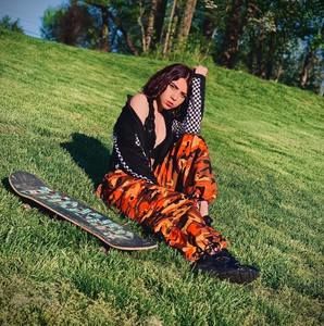 Meet your Posher, Eva